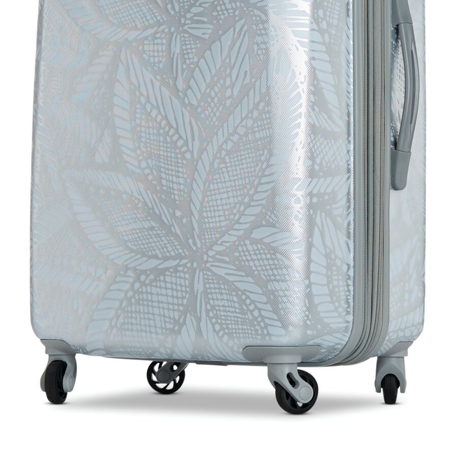 Moonlight Carry-On in the color Clearance | Pool/Mercury/Sunburst. image number 6