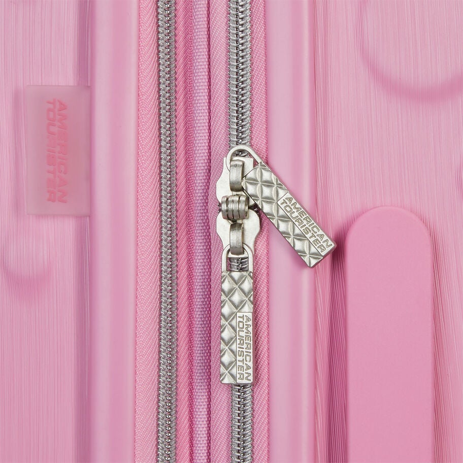 Disney Minnie Carry-On in the color Pink. image number 5