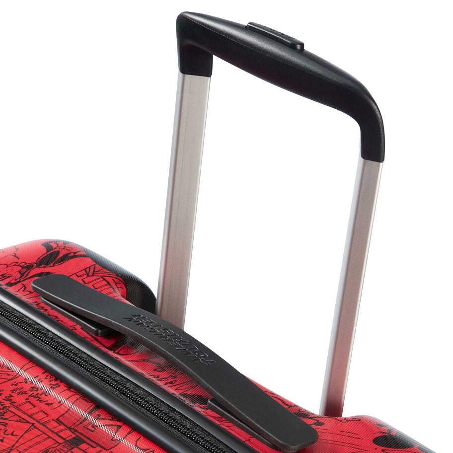 Wavebreaker Disney Carry-On in the color Mickey Comics Red. image number 2