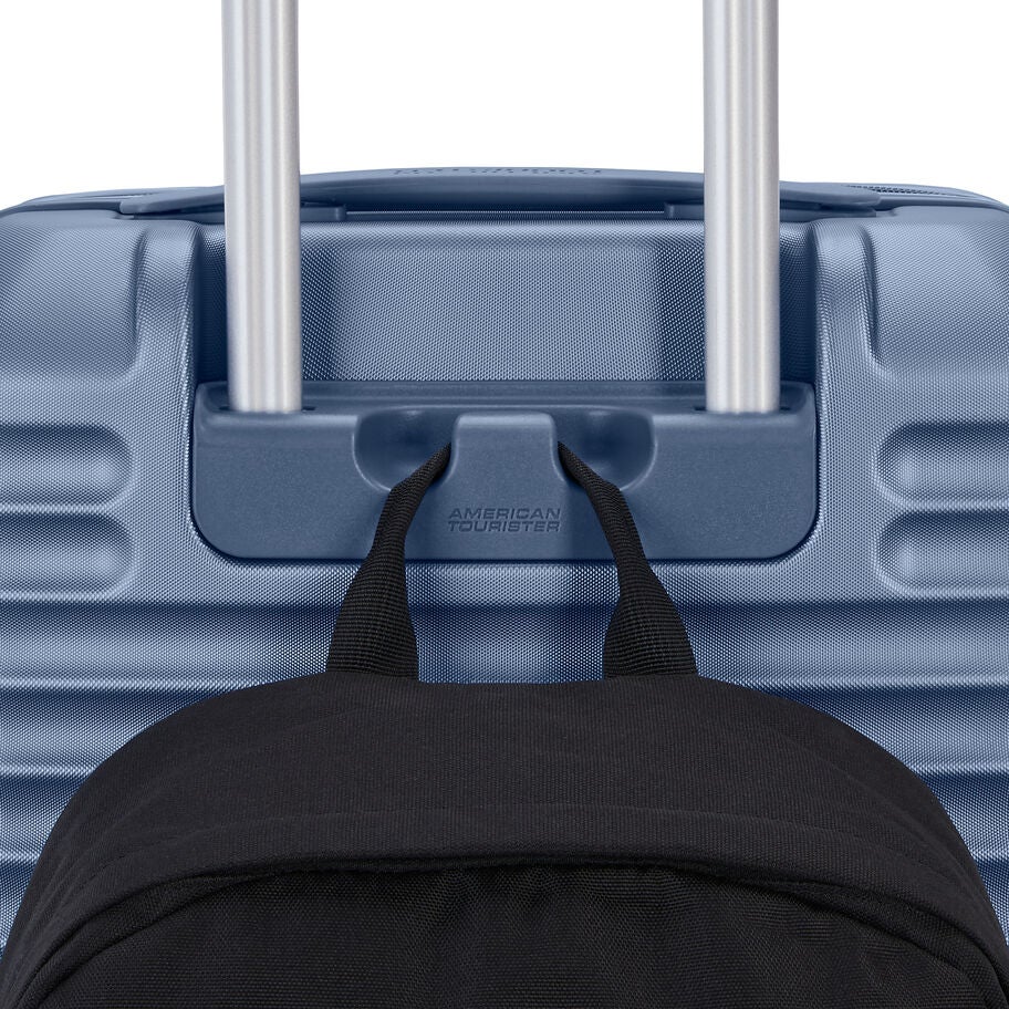 Stratum 3.0 Large in the color Elemental Blue. image number 3