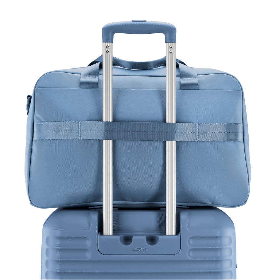 Stratum 3.0 Convertible Weekender in the color Elemental Blue. image number 5