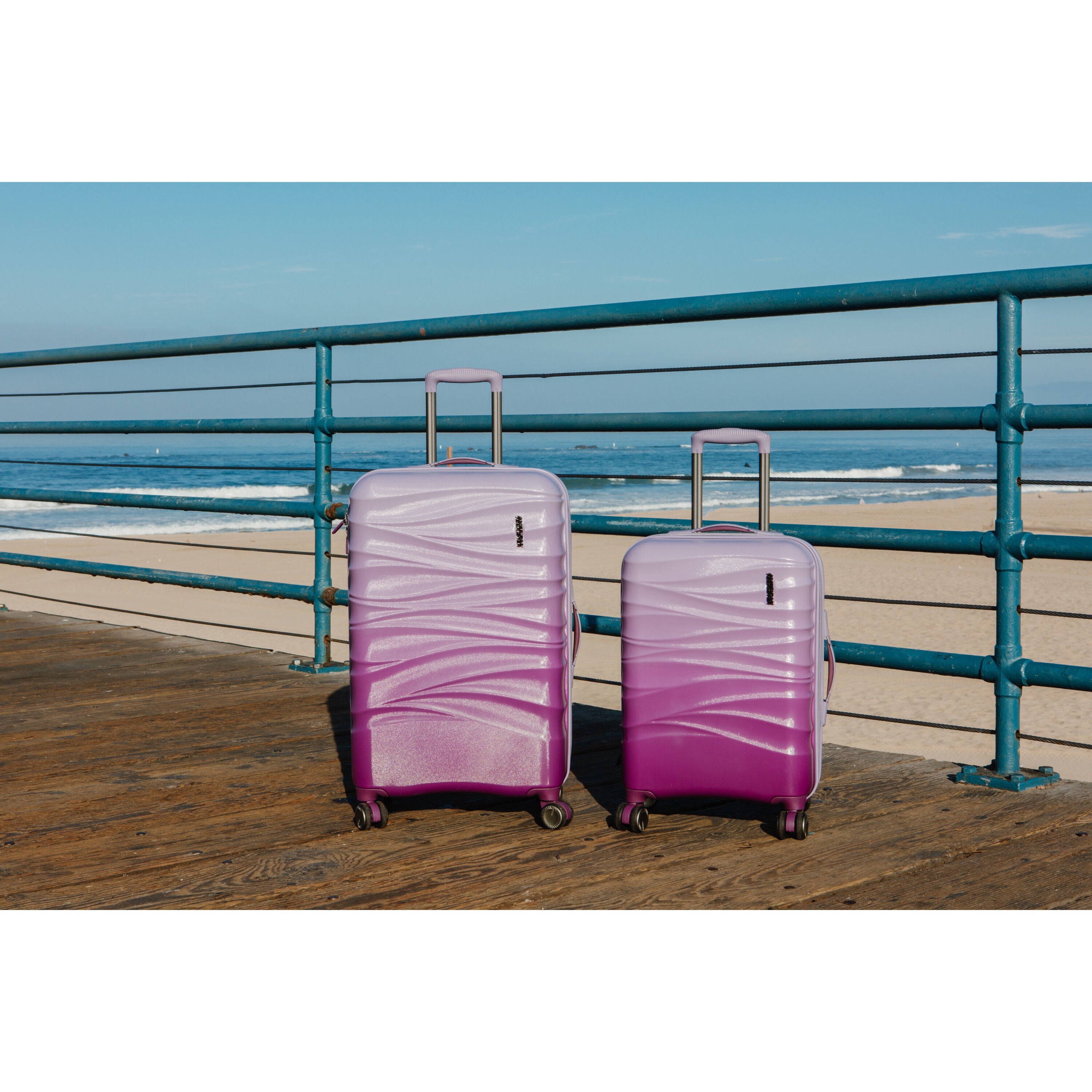 Cascade Hardside 24" Spinner Purple Haze Lifestyle Image image number 2