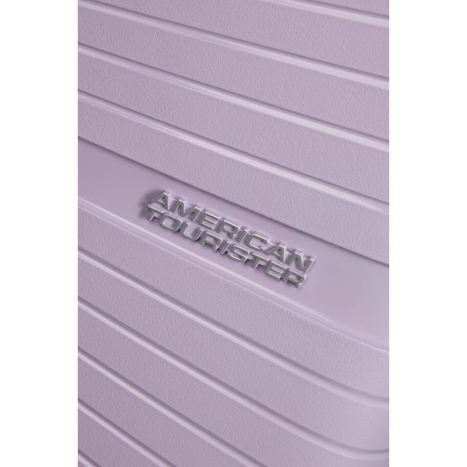 Airconic Medium in the color Stormy Lilac. image number 4