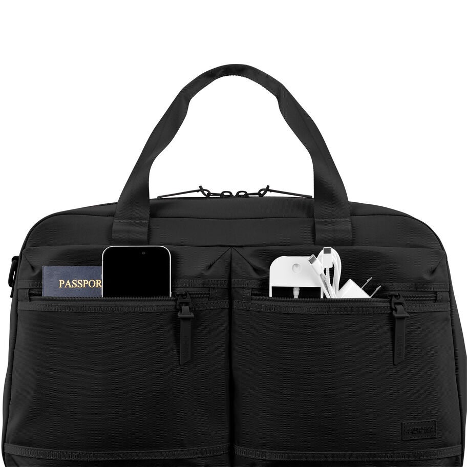 Stratum 3.0 Convertible Weekender in the color Black. image number 3