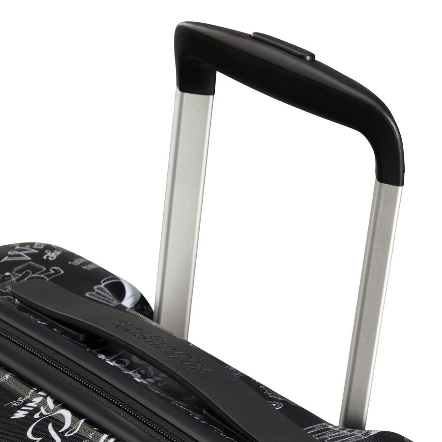 Wavebreaker Disney 2 Piece Set (CO/L) in the color Winnie The Pooh. image number 5