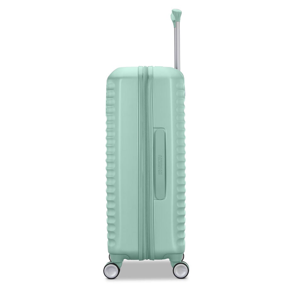 Stratum 3.0 Spinner Carry-On in the color Surreal Green. image number 2