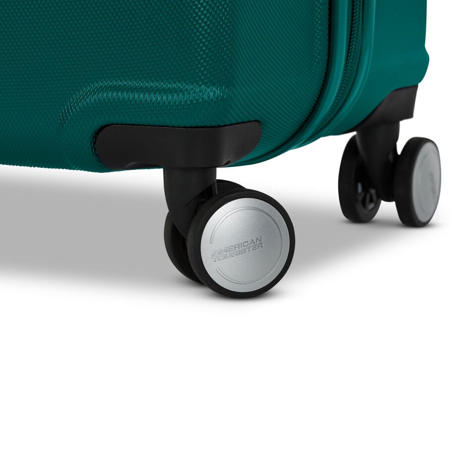 Wavebreaker Large in the color Teal. image number 5