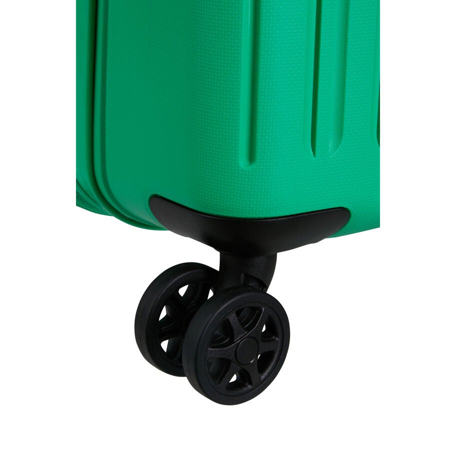 Rejoy Carry-On in the color Jade Green. image number 7