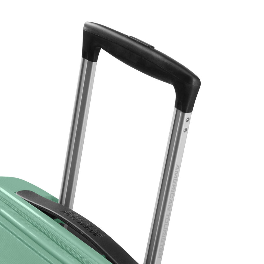 Sunside Carry-On Spinner in the color Mineral Green. image number 3