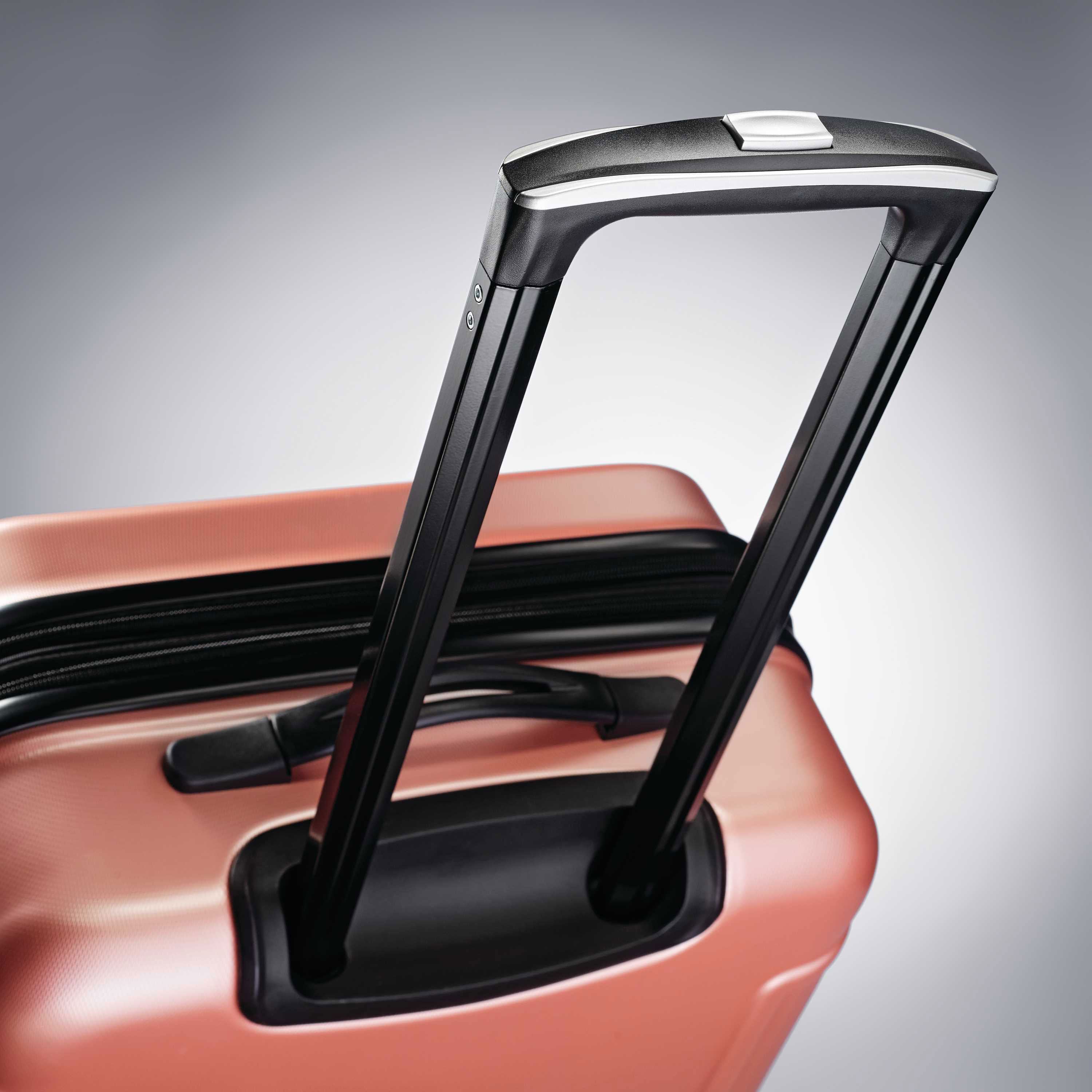 American tourister moonlight 21 spinner top