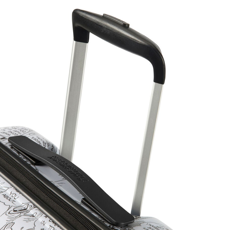 Wavebreaker Disney 2 Piece Set (CO/L) in the color Minnie Comics White. image number 4