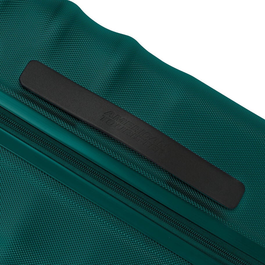 Wavebreaker Carry-On in the color Teal. image number 3