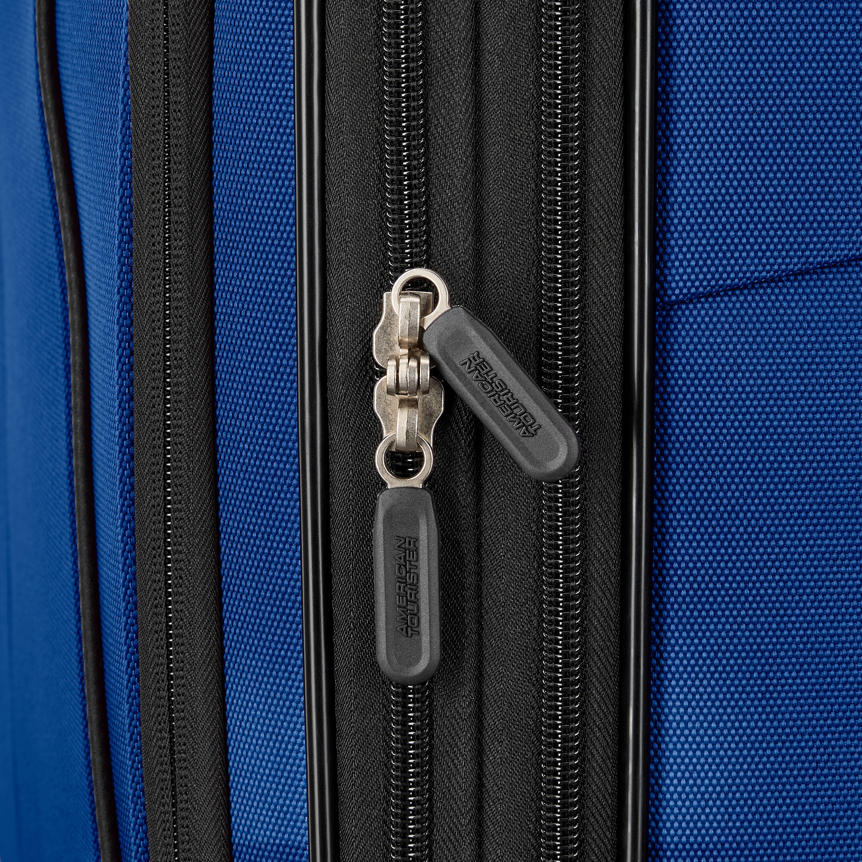 4 Kix 3.0 Medium | Luggage | American Tourister