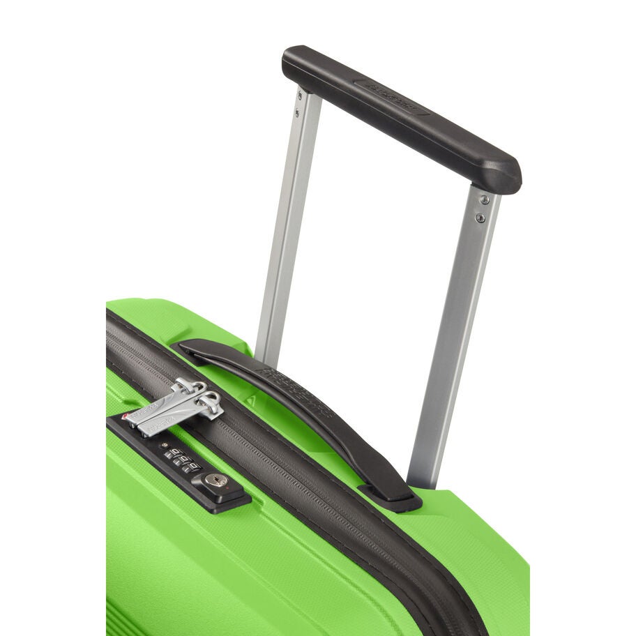 Airconic 3 Piece Set in the color Clearance | Acid Green. image number 5
