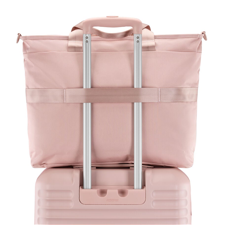 Stratum 3.0 Convertible Travel Tote in the color Pink Blush. image number 5