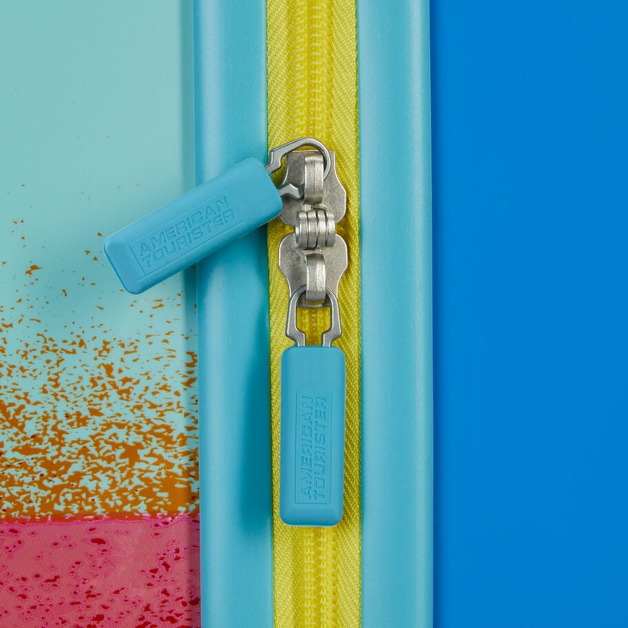 Disney Characters Kids Carry-On in the color Stitch. image number 3