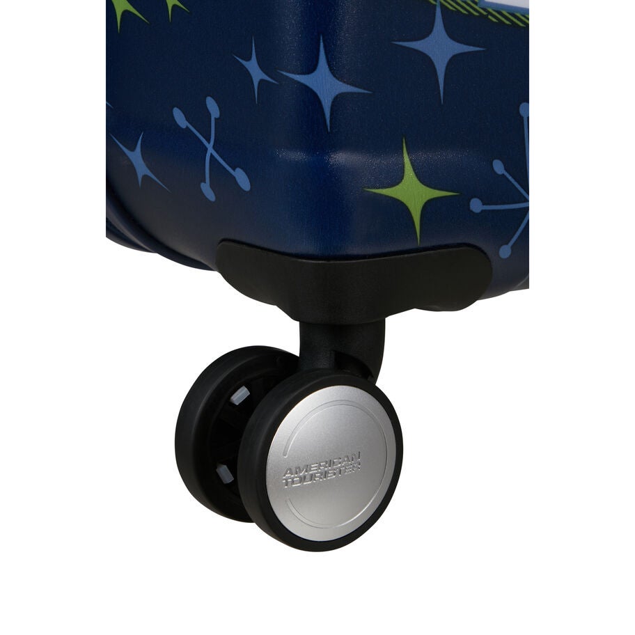 Wavebreaker Disney Large in the color Buzz Lightyear. image number 6