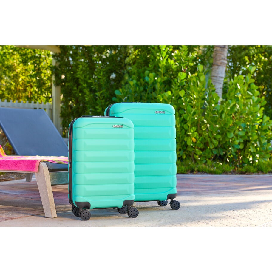 Kontour 2 Piece Set (CO/M) in the color Matte Jelly Mint. image number 9