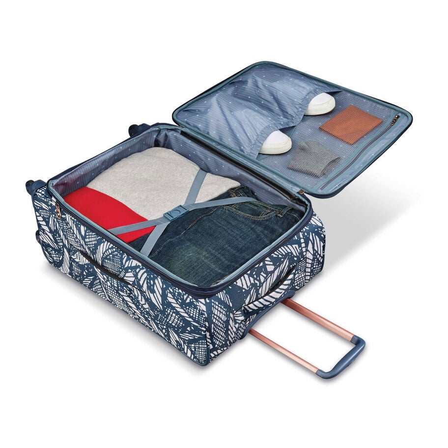 Belle Voyage Softside Medium in the color Floral Indigo Sand. image number 2