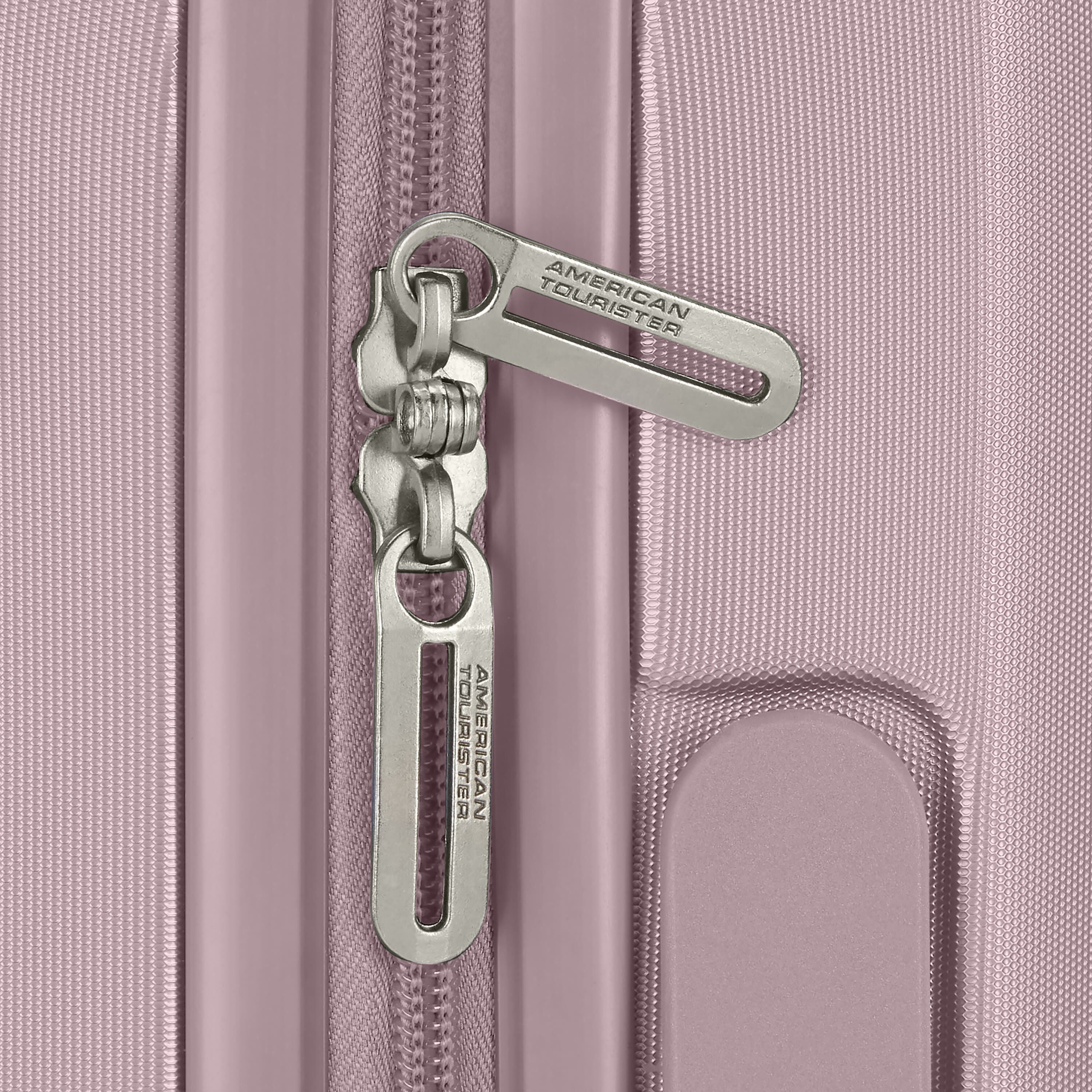 【⭐️K⭐️】 American Tourister Stratum 3.0 Spinner Carry-On™