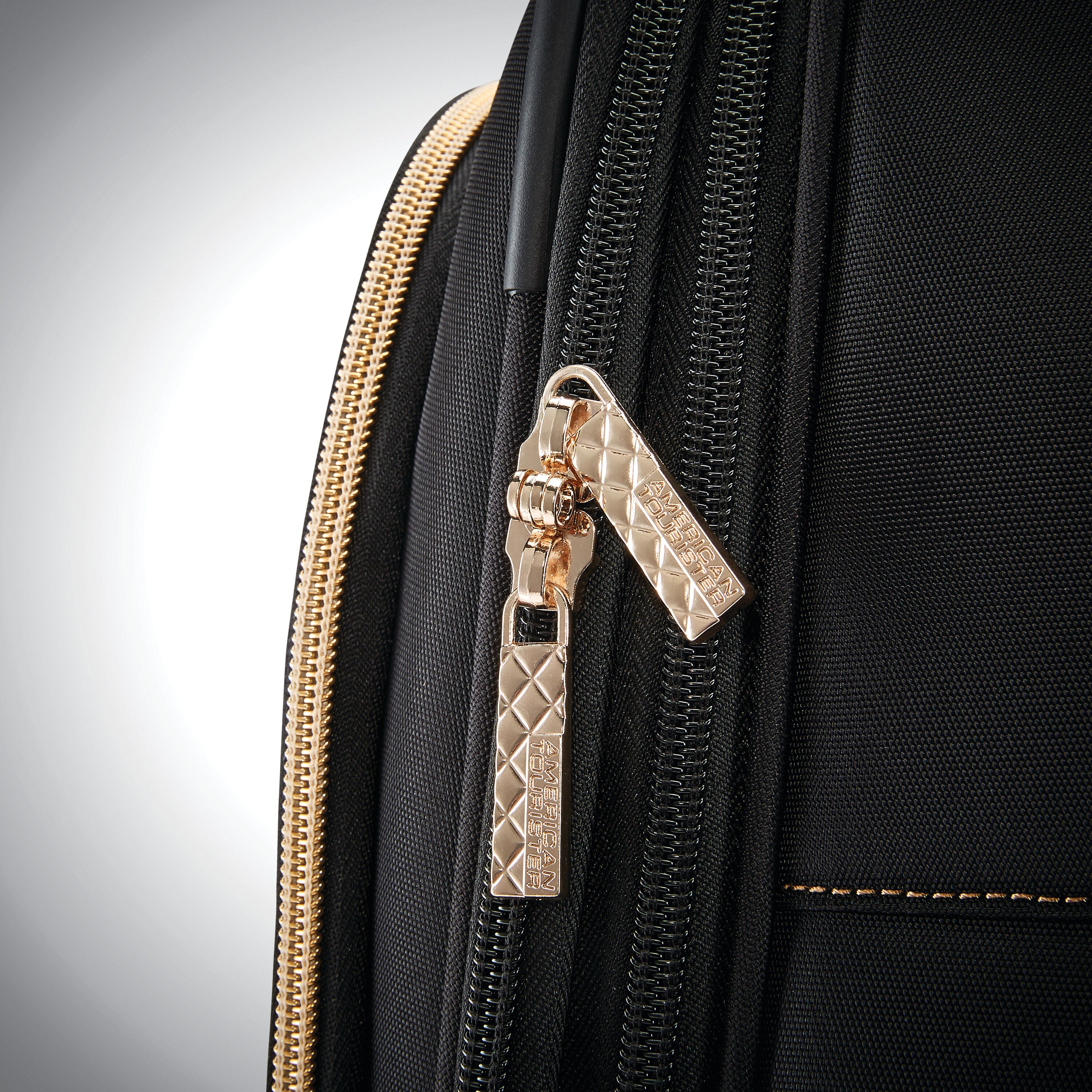American tourister belle voyage 21 spinner hot sale