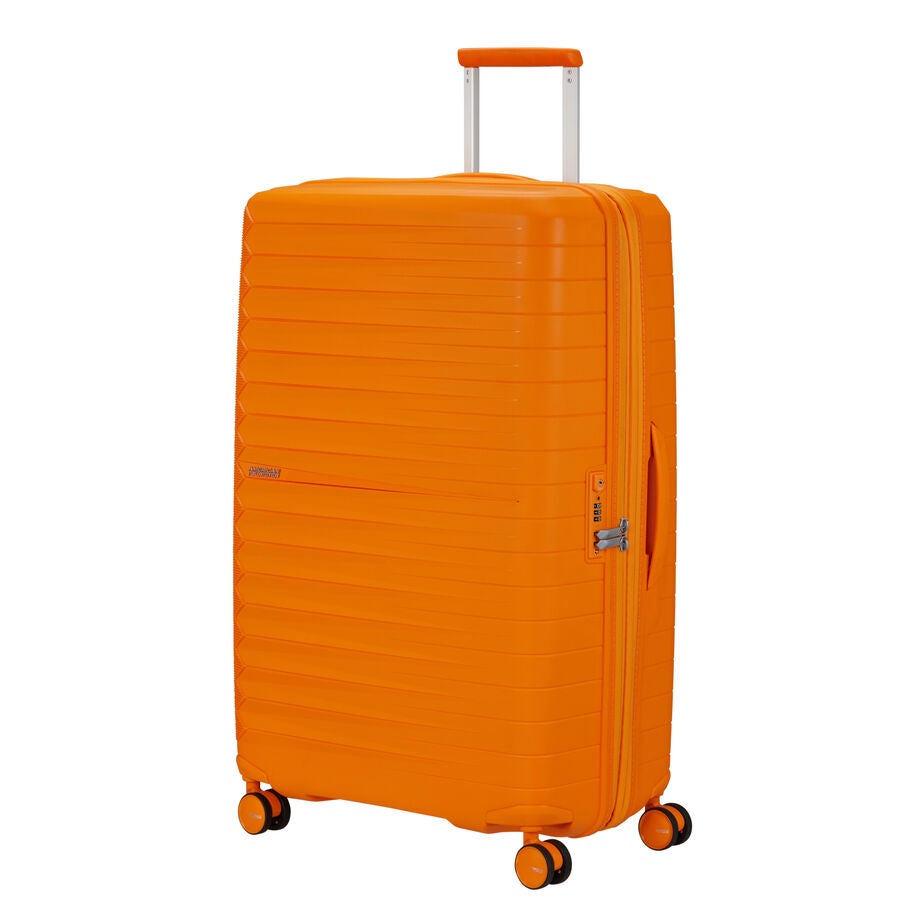 FastForward Large in the color Radiant Orange. image number 0