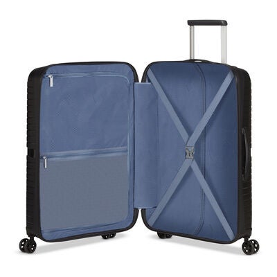 Airconic Medium in the color Onyx Black.