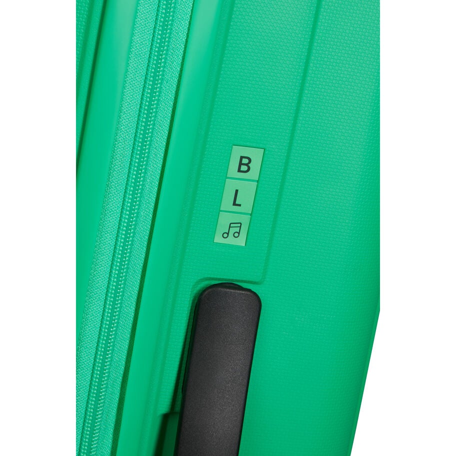 Rejoy Carry-On in the color Jade Green. image number 4